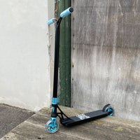 Striker Panda Deck Custom Build - Schwarz/Blau-ScootWorld.de
