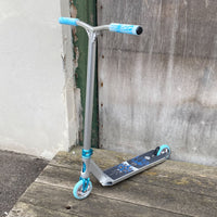 Striker Silver/Teal Custom Build - Silber/Türkis-ScootWorld.de