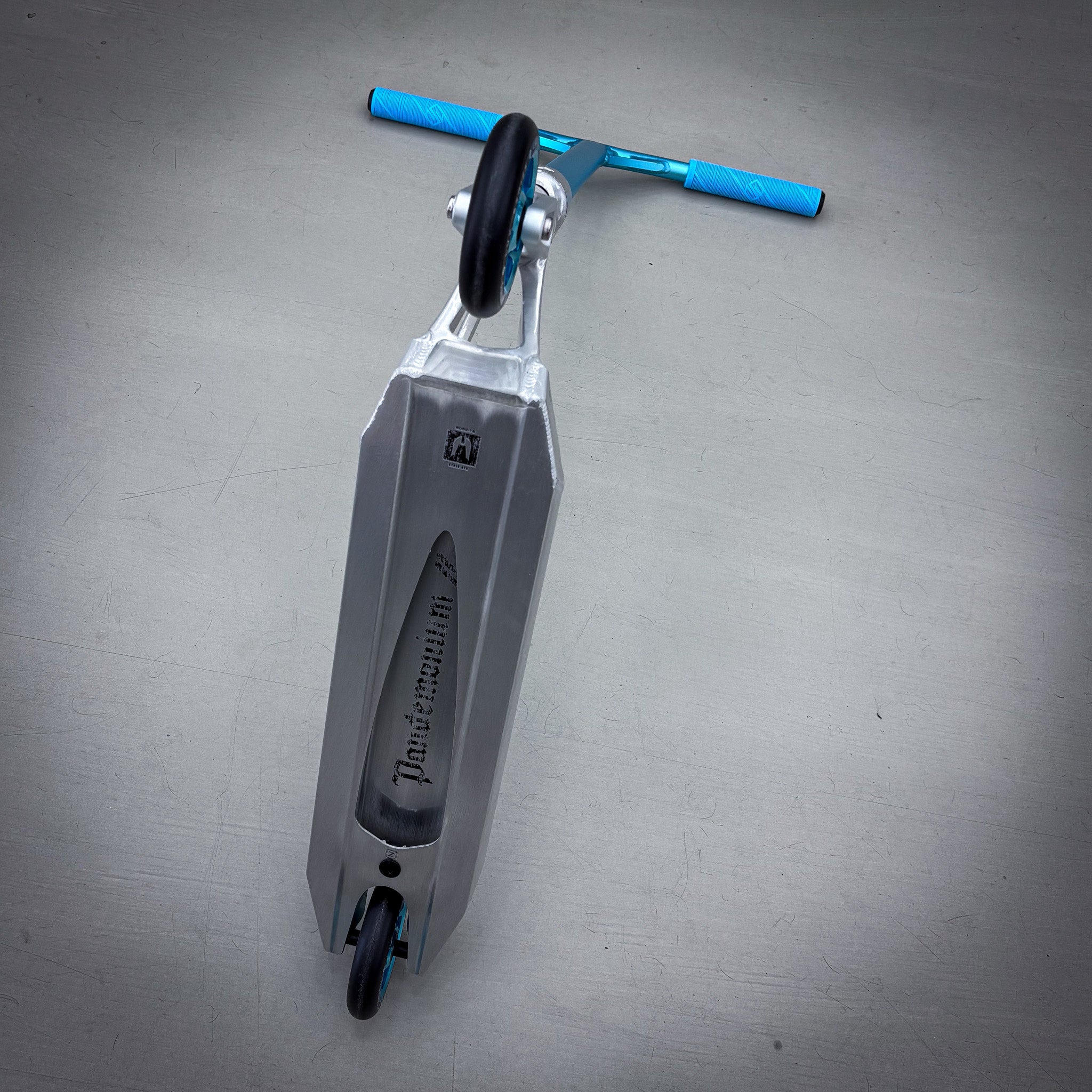 Striker Pande Teal/Silver Custom Build - Teal/Silver-ScootWorld.de