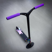 Striker Black/Rainbow Custom Build - Black/Rainbow-ScootWorld.de