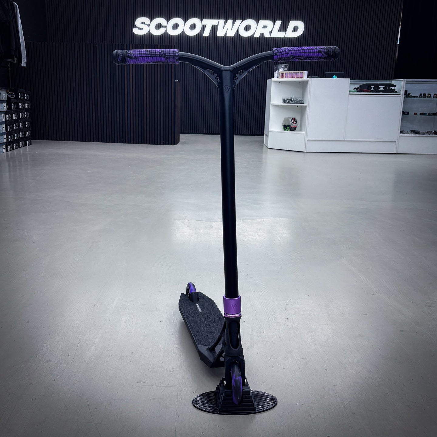 Striker Pande Black/Purple 500mm Custom Build - Schwarz/Lila-ScootWorld.de