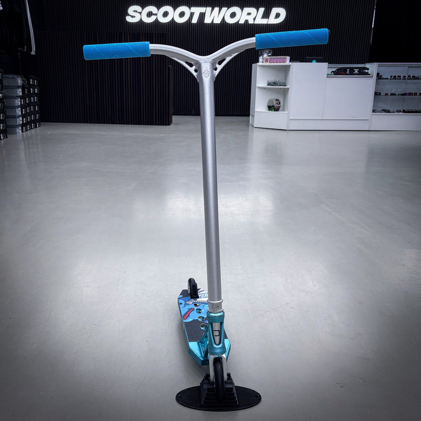 Striker Aether Teal/Silver Custom Build - Türkis/Silber-ScootWorld.de