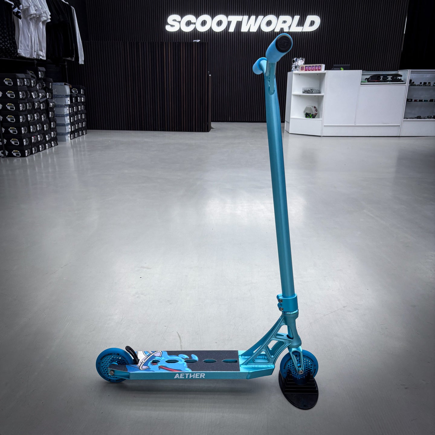Striker Aether Blue Custom Build - Blau-ScootWorld.de