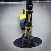 Striker Panda Freestyle Custom Build - Black/Gold/Yellow-ScootWorld.de