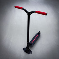 Striker Panda Custom Build - Black/Red-ScootWorld.de
