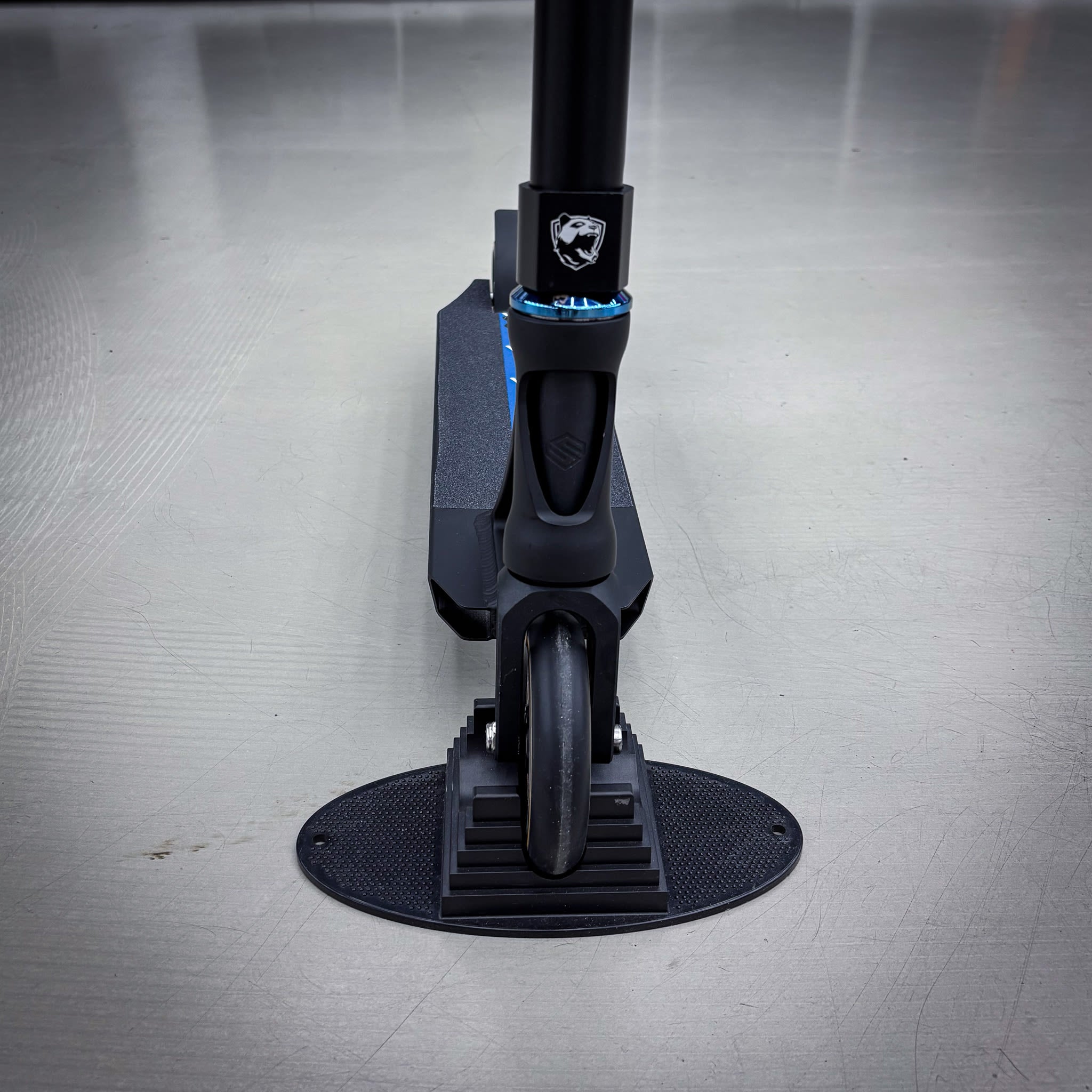 Striker Panda Custom Build - Schwarz/Blau-ScootWorld.de