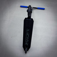 Striker Panda Custom Build - Schwarz/Blau-ScootWorld.de