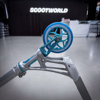 Striker Ethic 460mm Silver Teal Custom Build - Silber/Türkis-ScootWorld.de