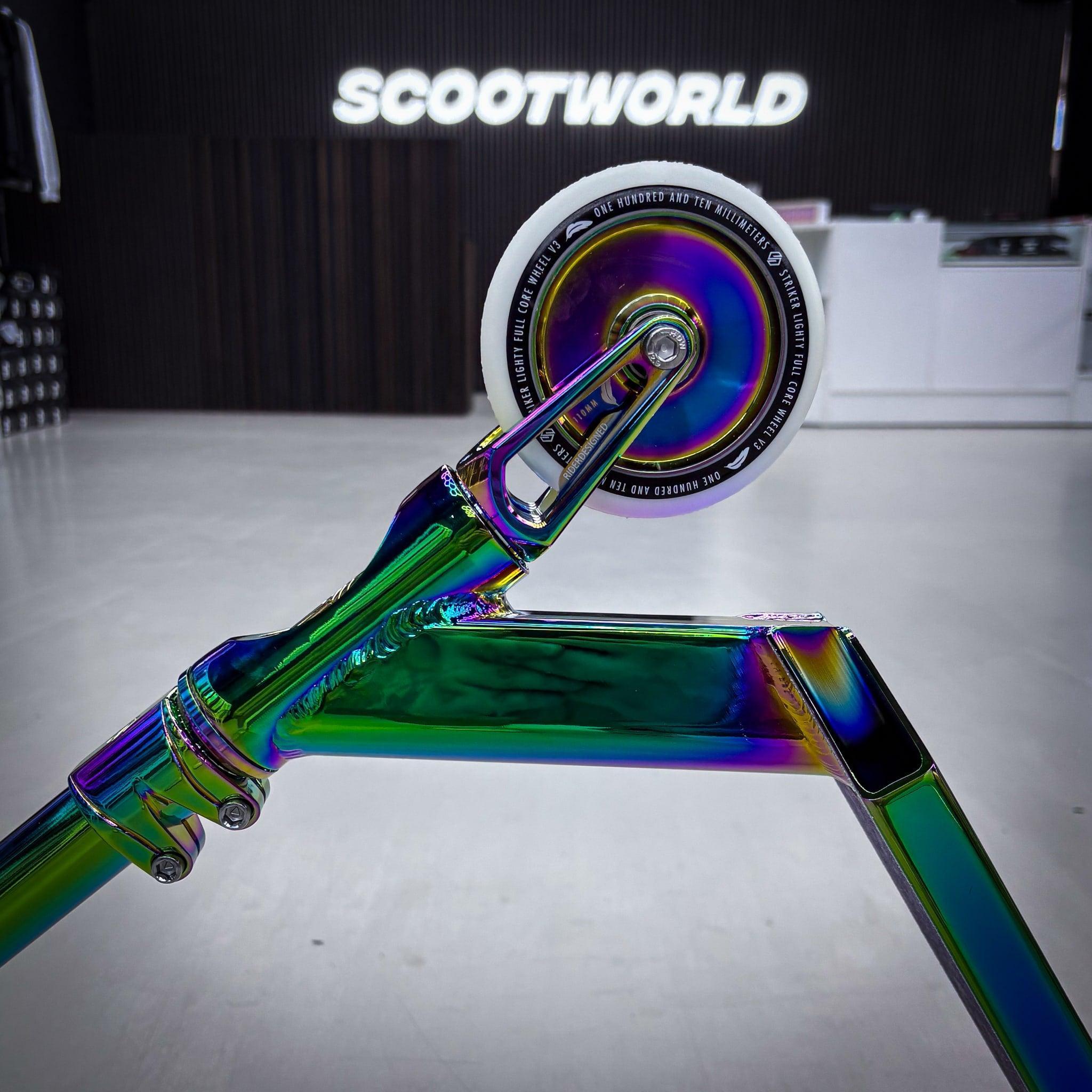 Striker Rainbow Custom Build - Regenbogen-ScootWorld.de