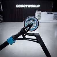 Striker Ethic 460mm Black Teal Custom Build - Schwarz/Türkis-ScootWorld.de
