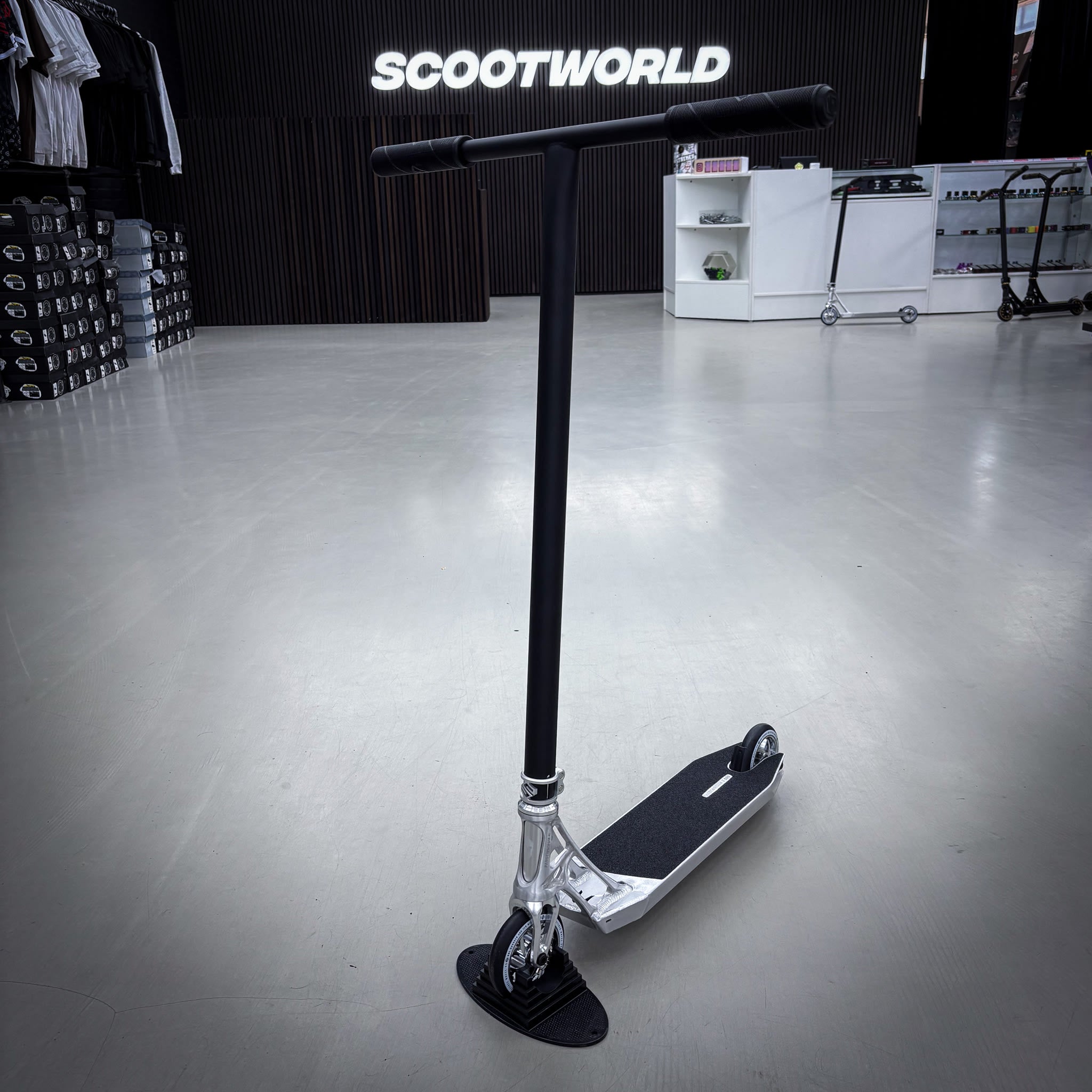 Striker Ethic 500mm Silver Black Custom Build - Silber/Schwarz-ScootWorld.de
