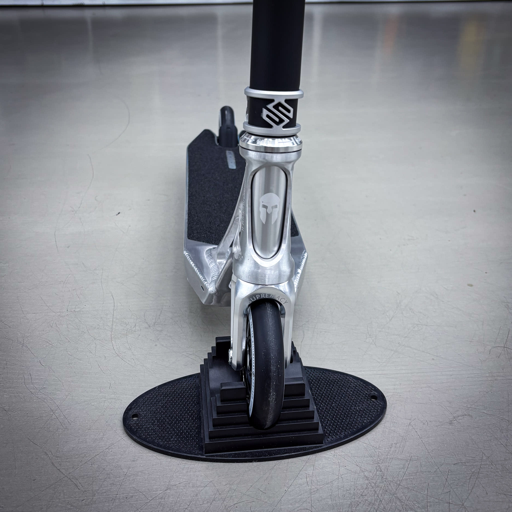Striker Ethic 500mm Silver Black Custom Build - Silber/Schwarz-ScootWorld.de