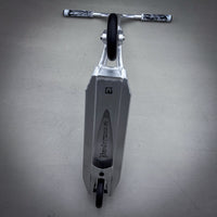 Striker Ethic Silver Custom Build - Silber-ScootWorld.de