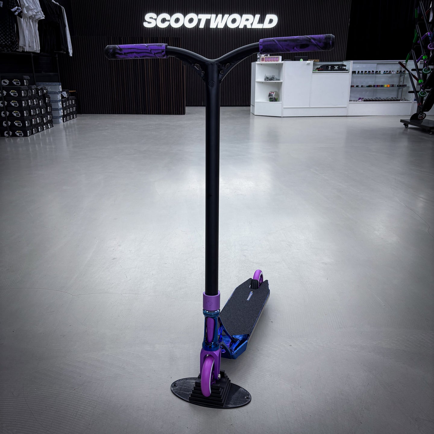 Striker Ethic Blue/Purple 500 Custom Build - Schwarz/Blau/Lila-ScootWorld.de