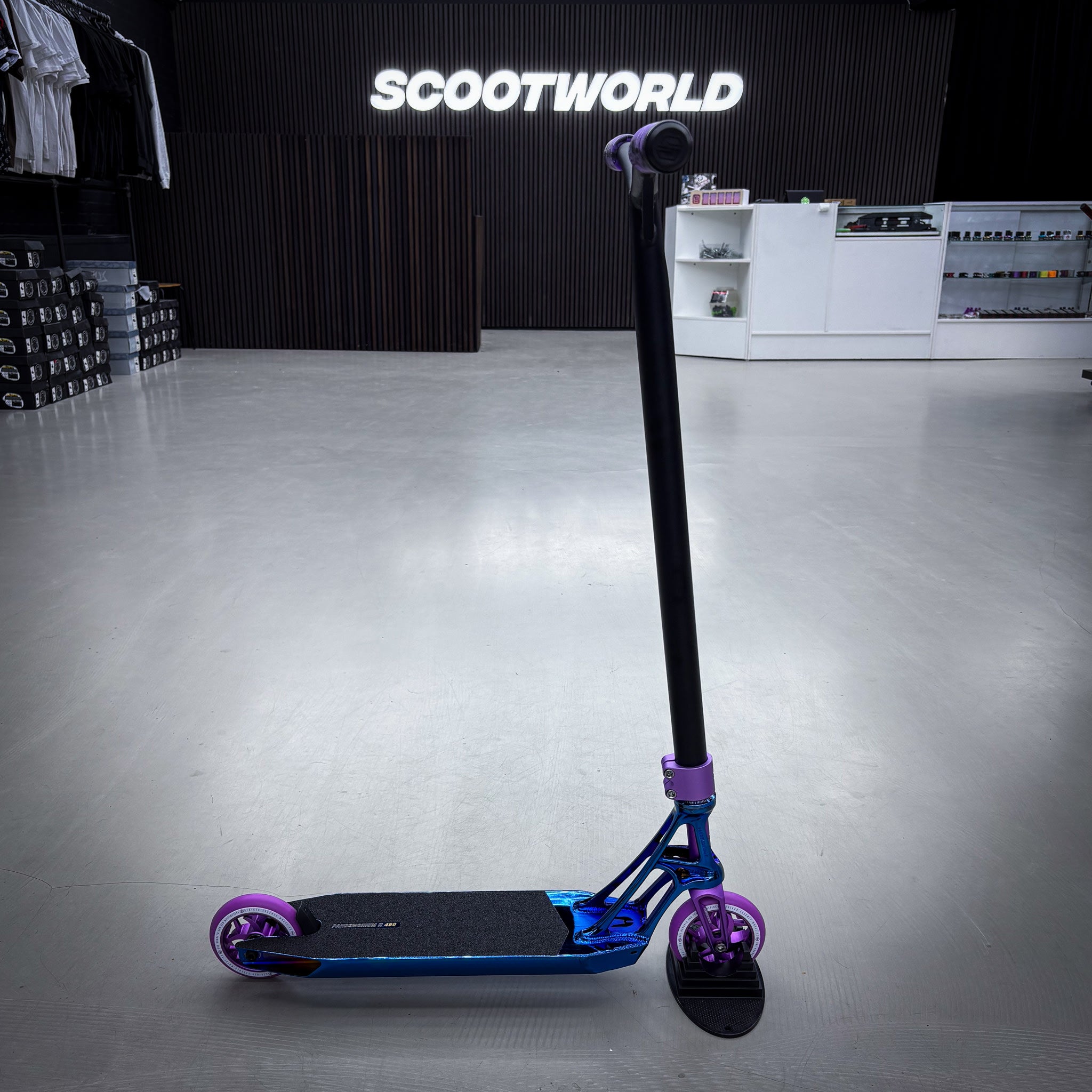 Striker Ethic Blue/Purple 460 Custom Build - Schwarz/Blau/Lila-ScootWorld.de