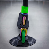 Striker Ethic Black/Green 500 Custom Build - Schwarz/Grün-ScootWorld.de