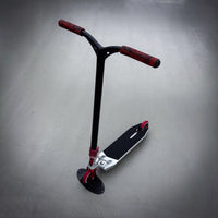 Striker Ethic Silver/Red 500 Custom Build - Schwarz/Rot-ScootWorld.de