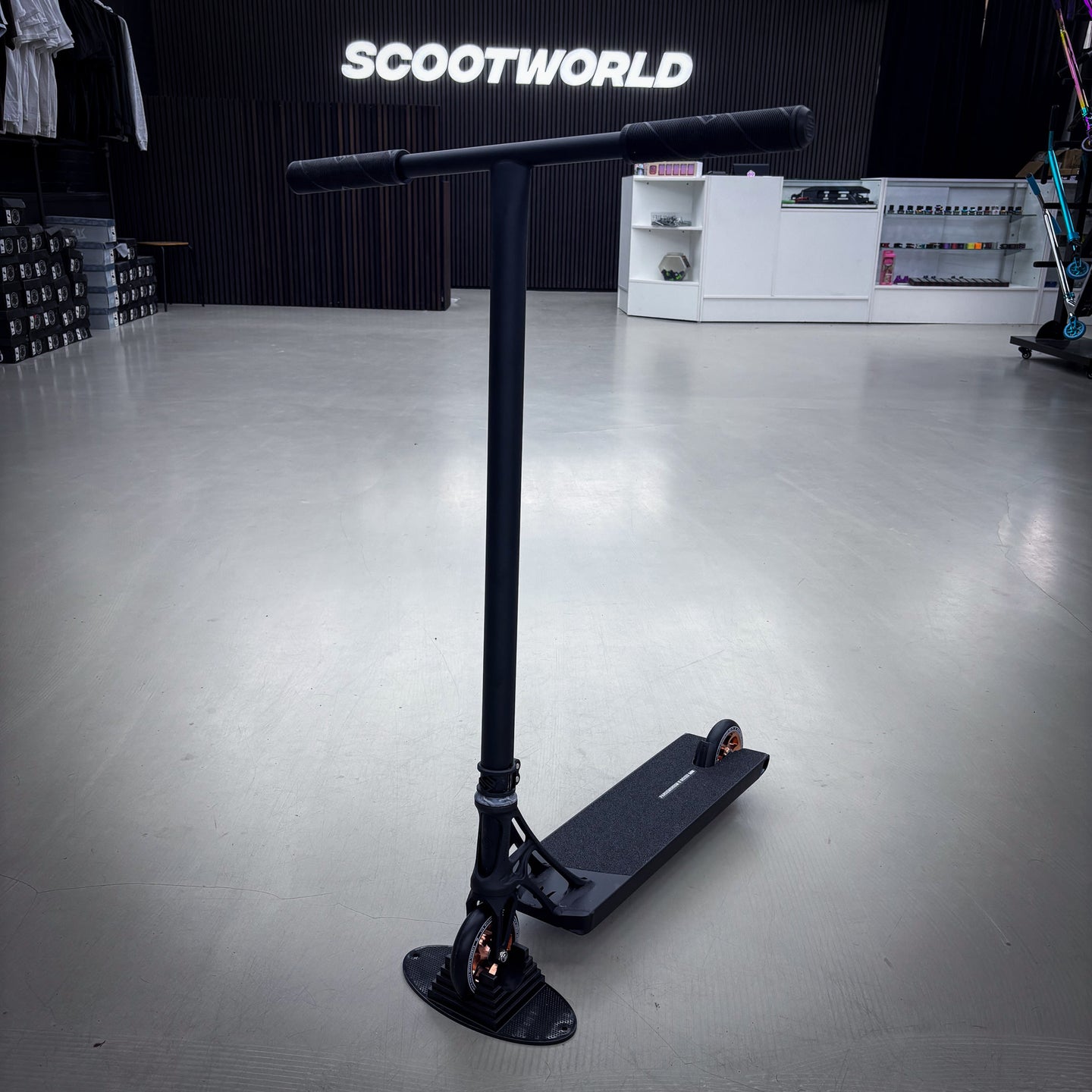 Ethic Black Boxed Custom Build - Schwarz-ScootWorld.de