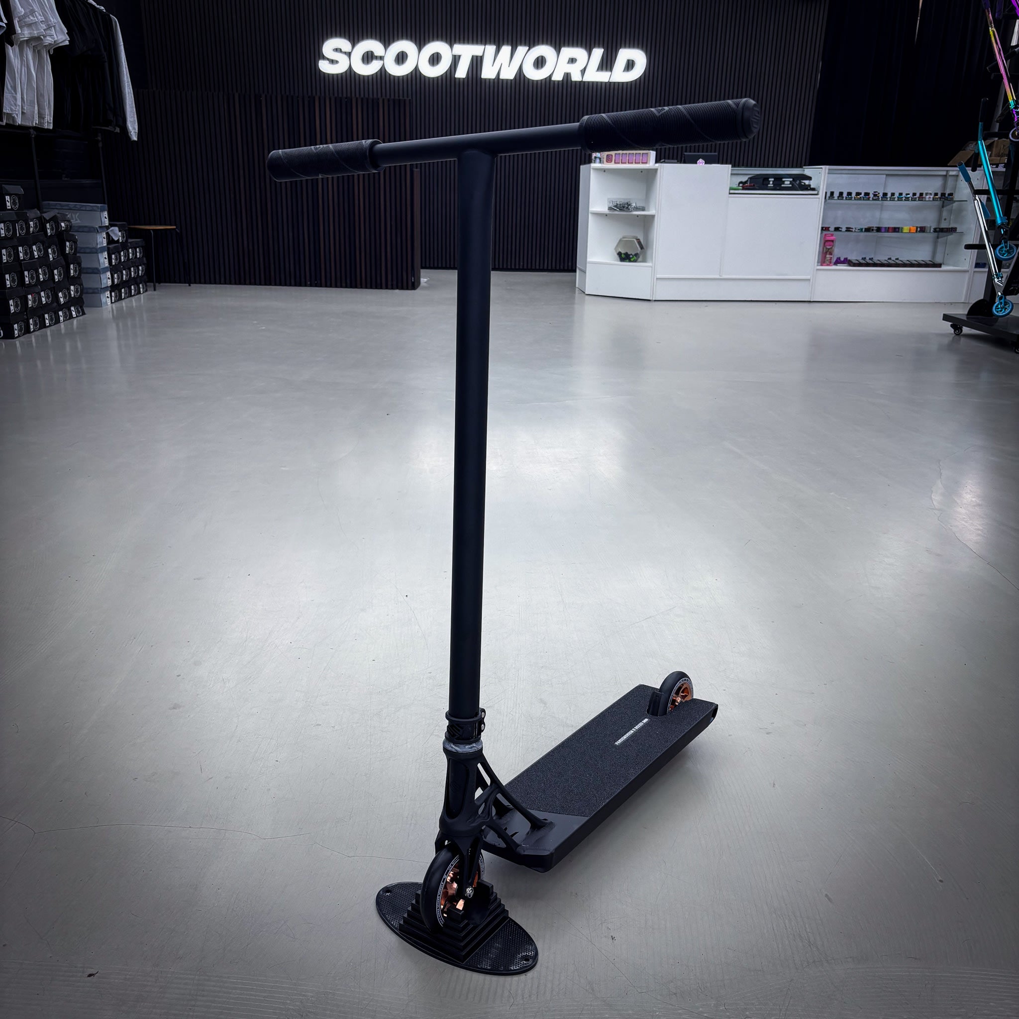 Ethic Black Boxed Custom Build - Schwarz-ScootWorld.de