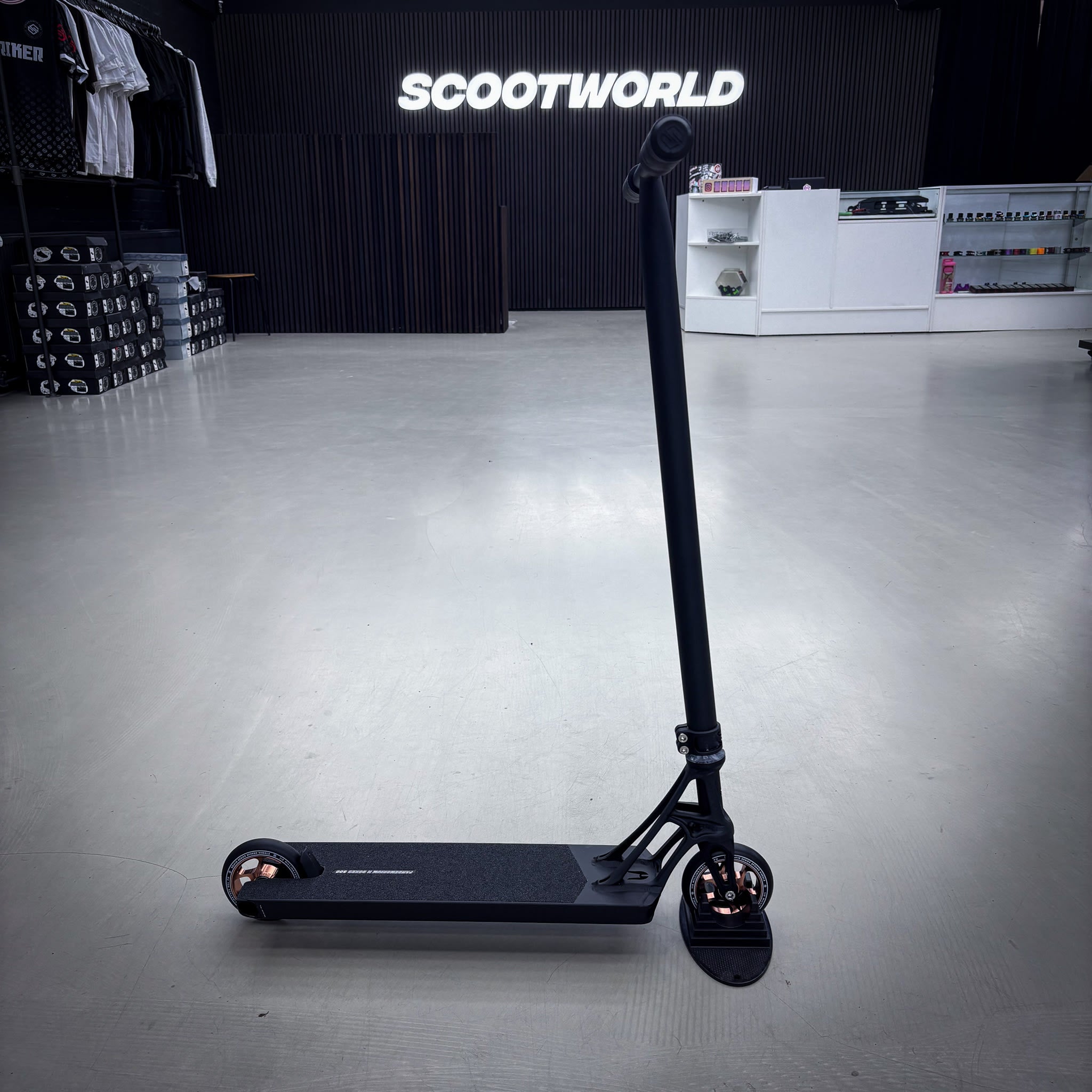 Ethic Black Boxed Custom Build - Schwarz-ScootWorld.de