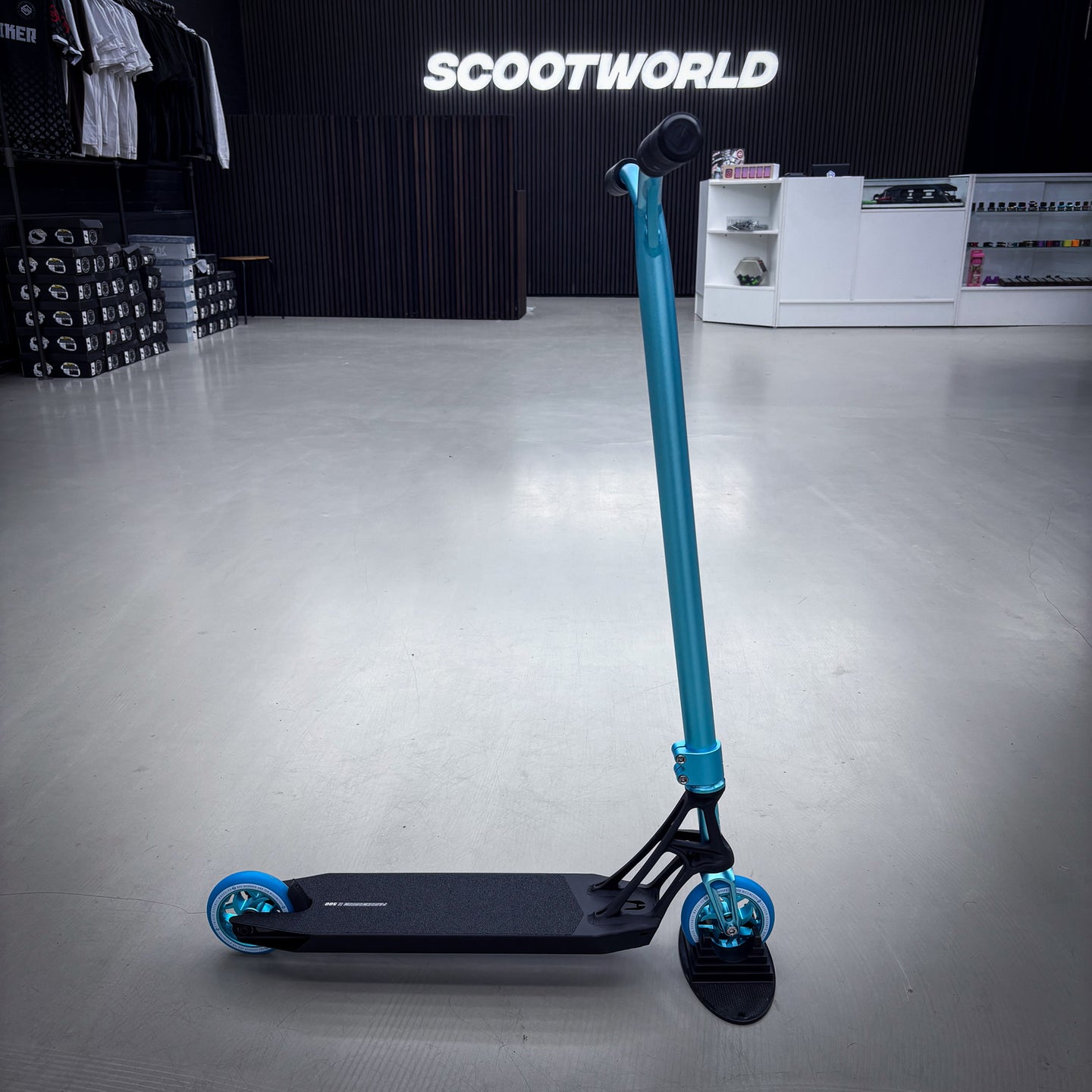 Striker Ethic Teal/Black Custom Build - Türkis/Schwarz-ScootWorld.de