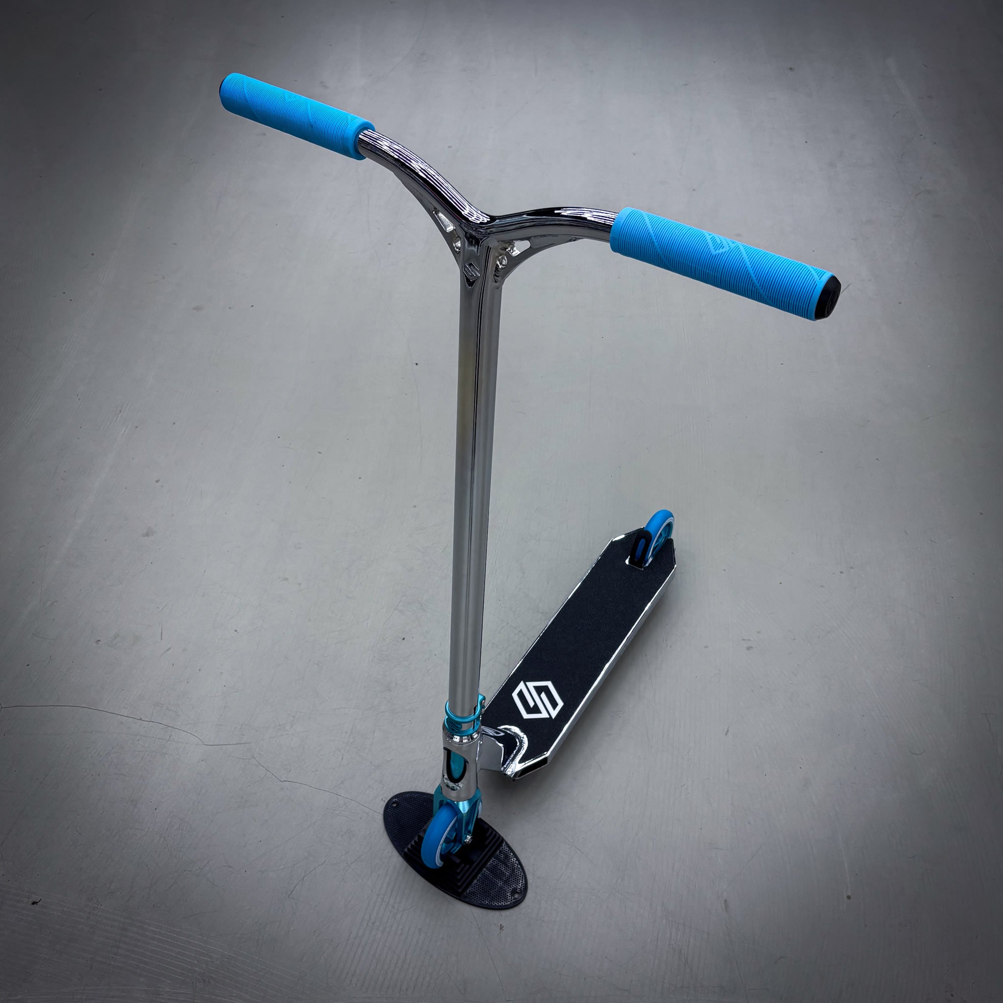Striker Teal/Chrome Custom Build - Teal/Chrome-ScootWorld.de