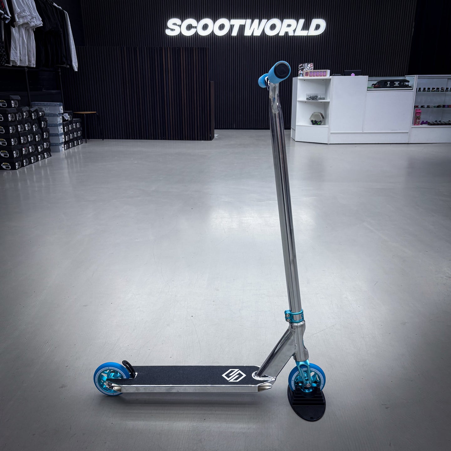Striker Teal/Chrome Custom Build - Teal/Chrome-ScootWorld.de