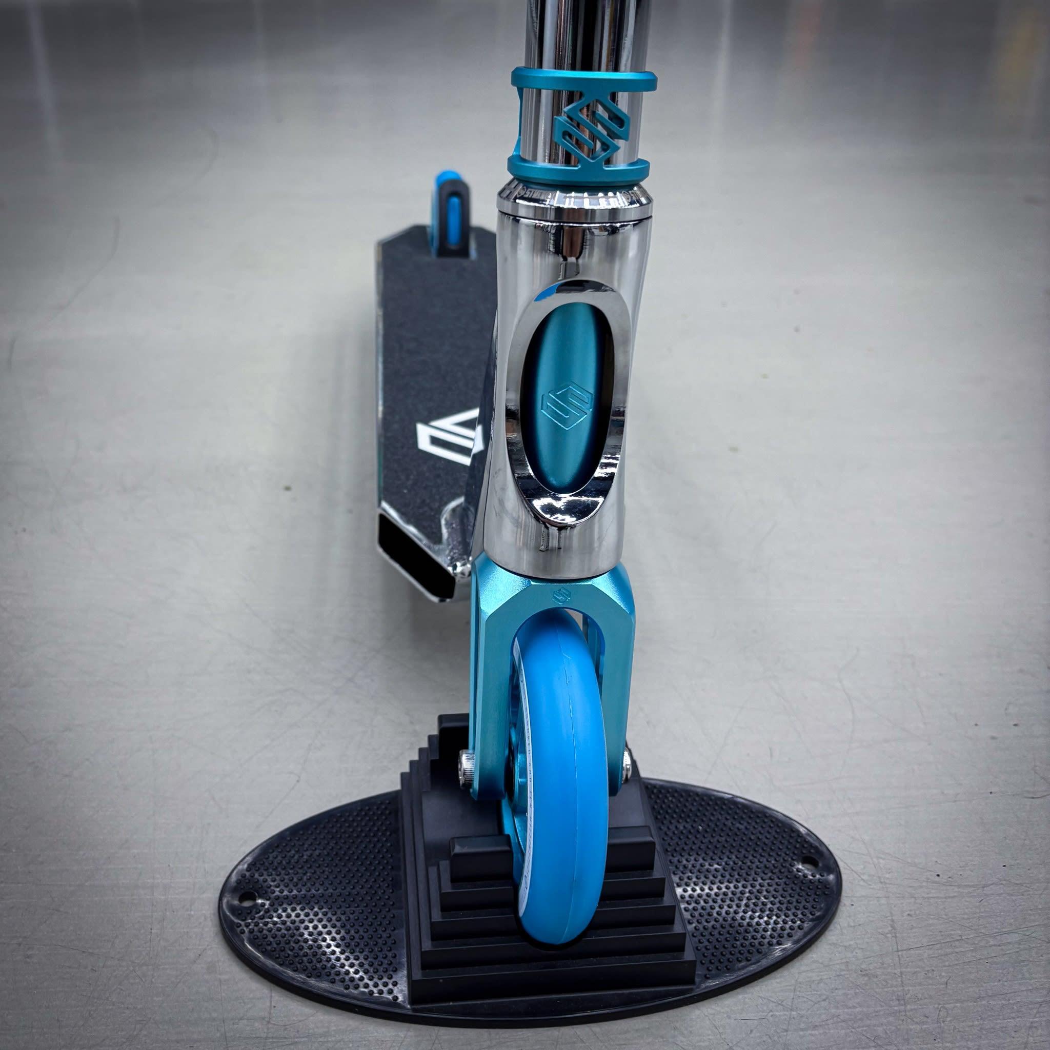 Striker Teal/Chrome Custom Build - Teal/Chrome-ScootWorld.de