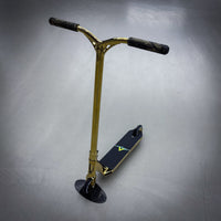 Striker Gold Custom Stunt Scooter - Gold-ScootWorld.de