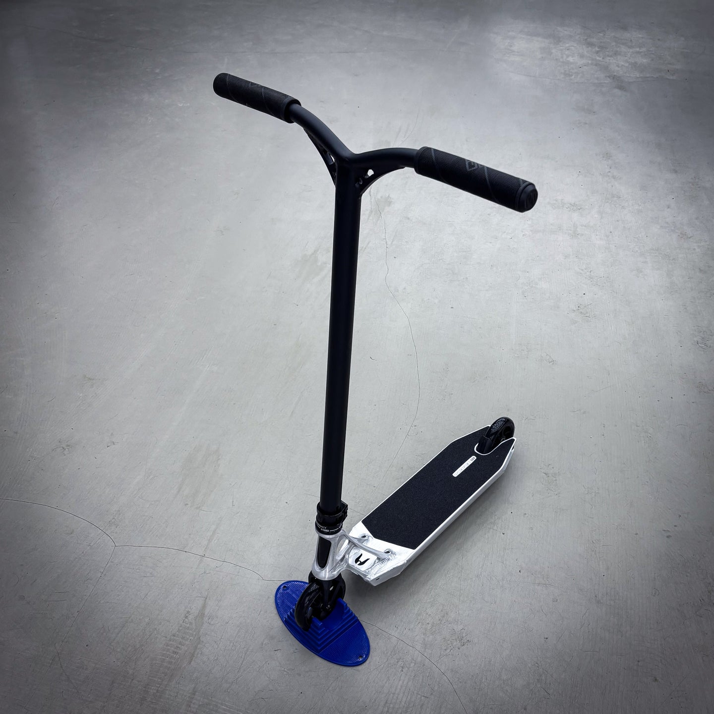 Ethic Raw/Black Lux Custom Stunt Scooter - Raw/Schwarz-ScootWorld.de
