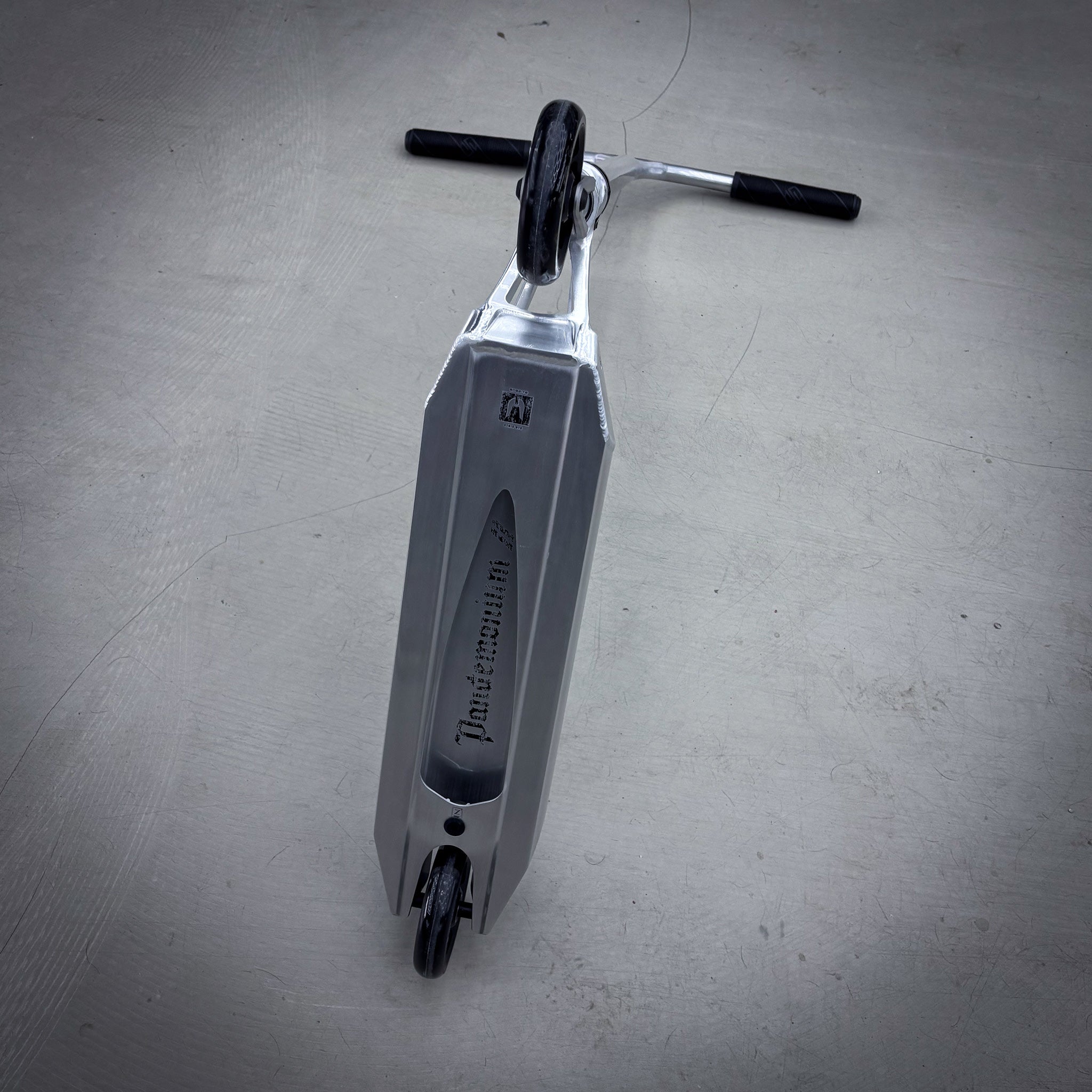 Ethic Silver Custom Stunt Scooter - Silber-ScootWorld.de