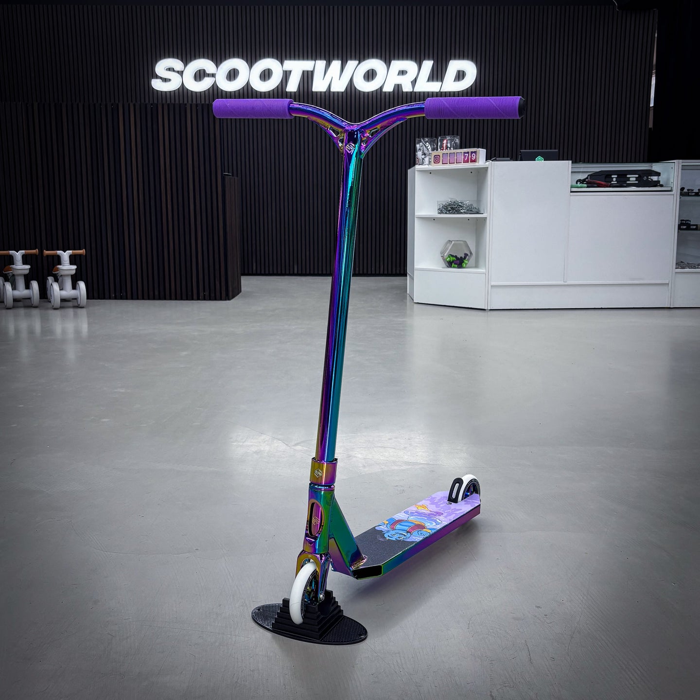 Striker Rainbow Purp Custom Build Stunt Scooter - Regenbogen-ScootWorld.de