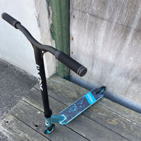 Panda Lux Custom Build Stunt Scooter - Black/Blue-ScootWorld.de