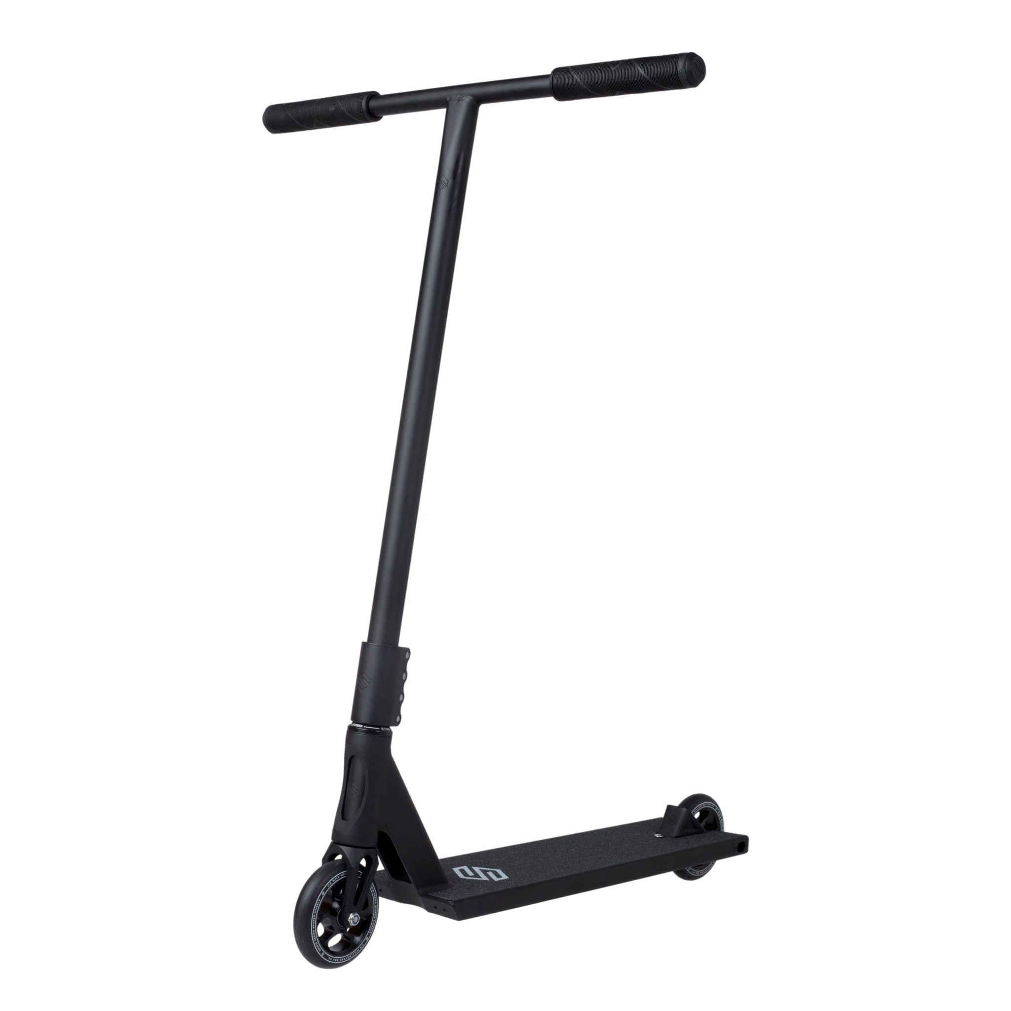 Striker Gravis Stunt Scooter - Black-ScootWorld.de