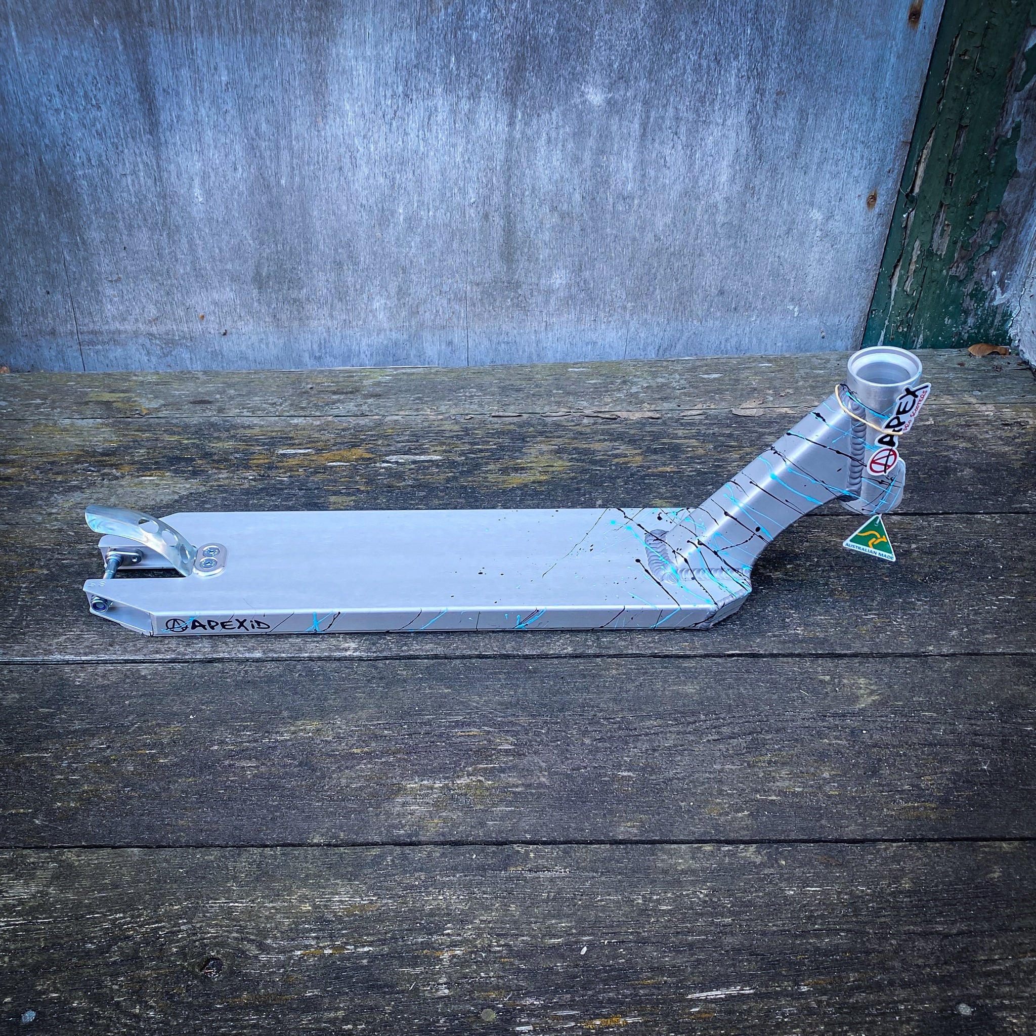 Apex ID Limited 4.5" Stunt Scooter Deck - Silver/Blue/Black Splash-ScootWorld.de